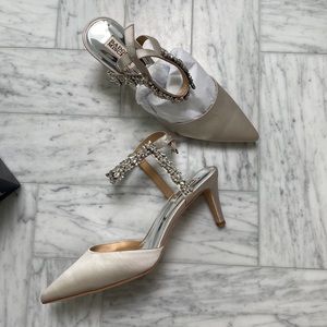 Badgley Mischka Esmeralda Stiletto